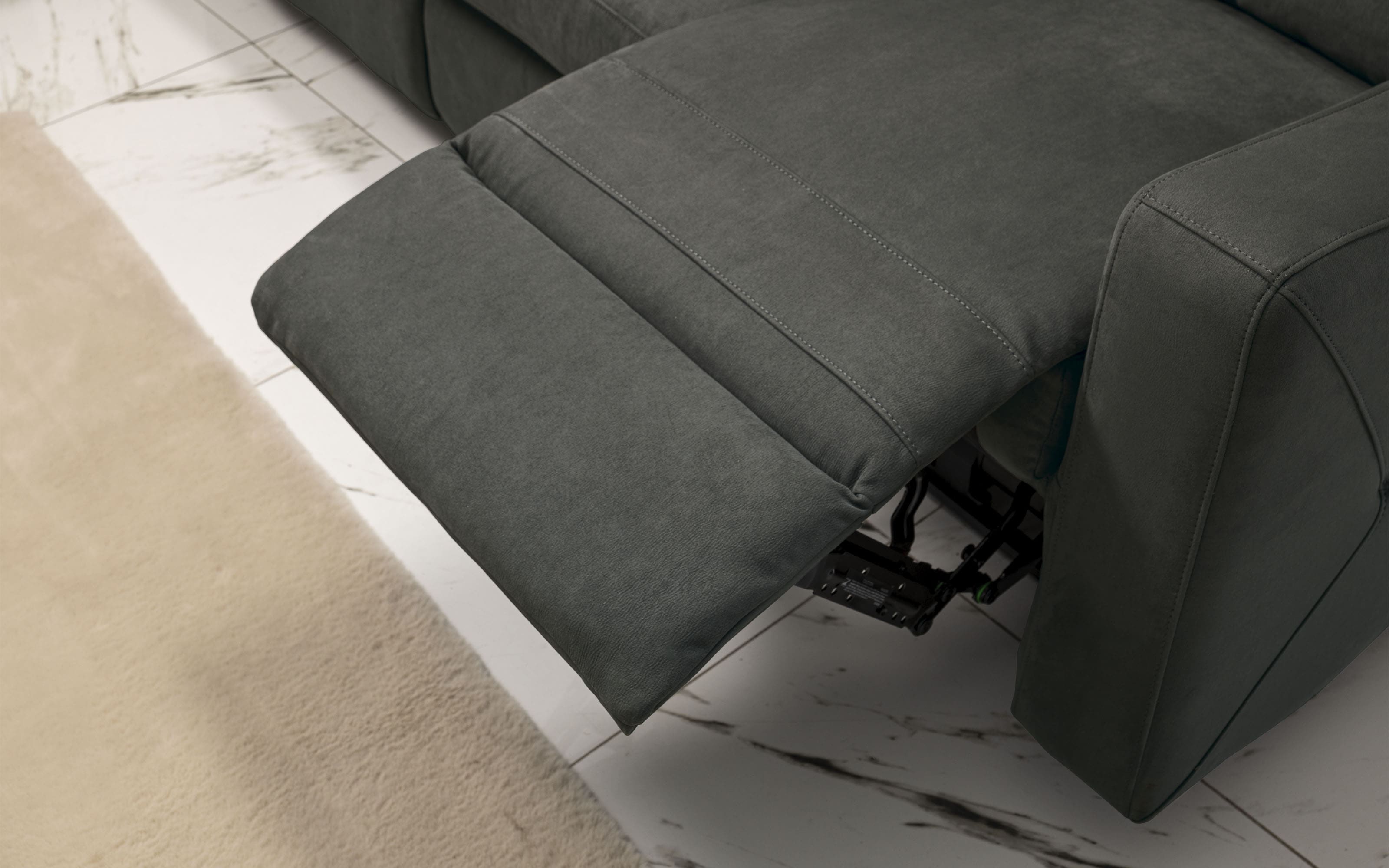 Presa Tripla Milos Con Cornice - Colore Antracite, Montaggio A Incasso Orizzontale/Verticale, Sicurezza Con Otturatore