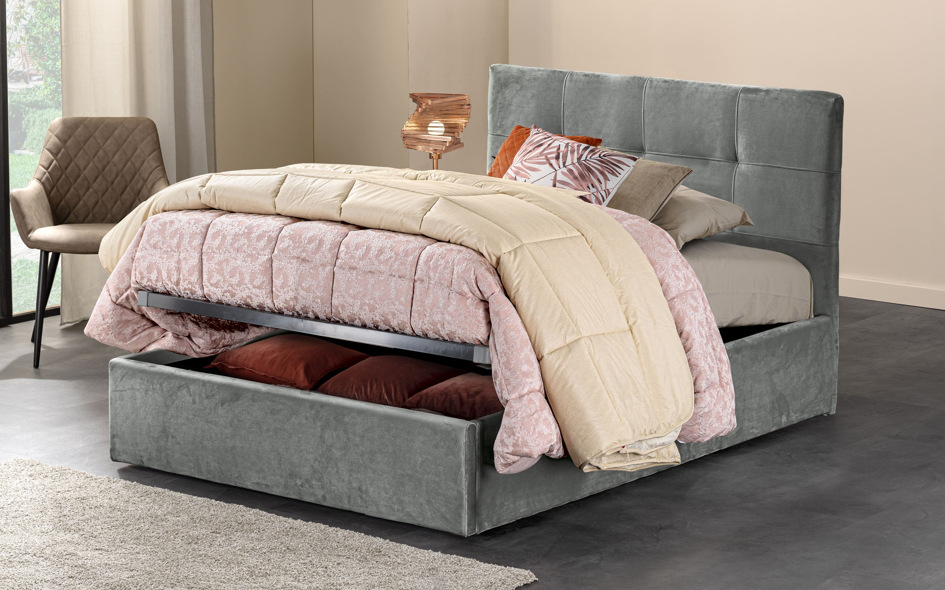 Letto contenitore una piazza e mezza Effetto velluto grigio scuro