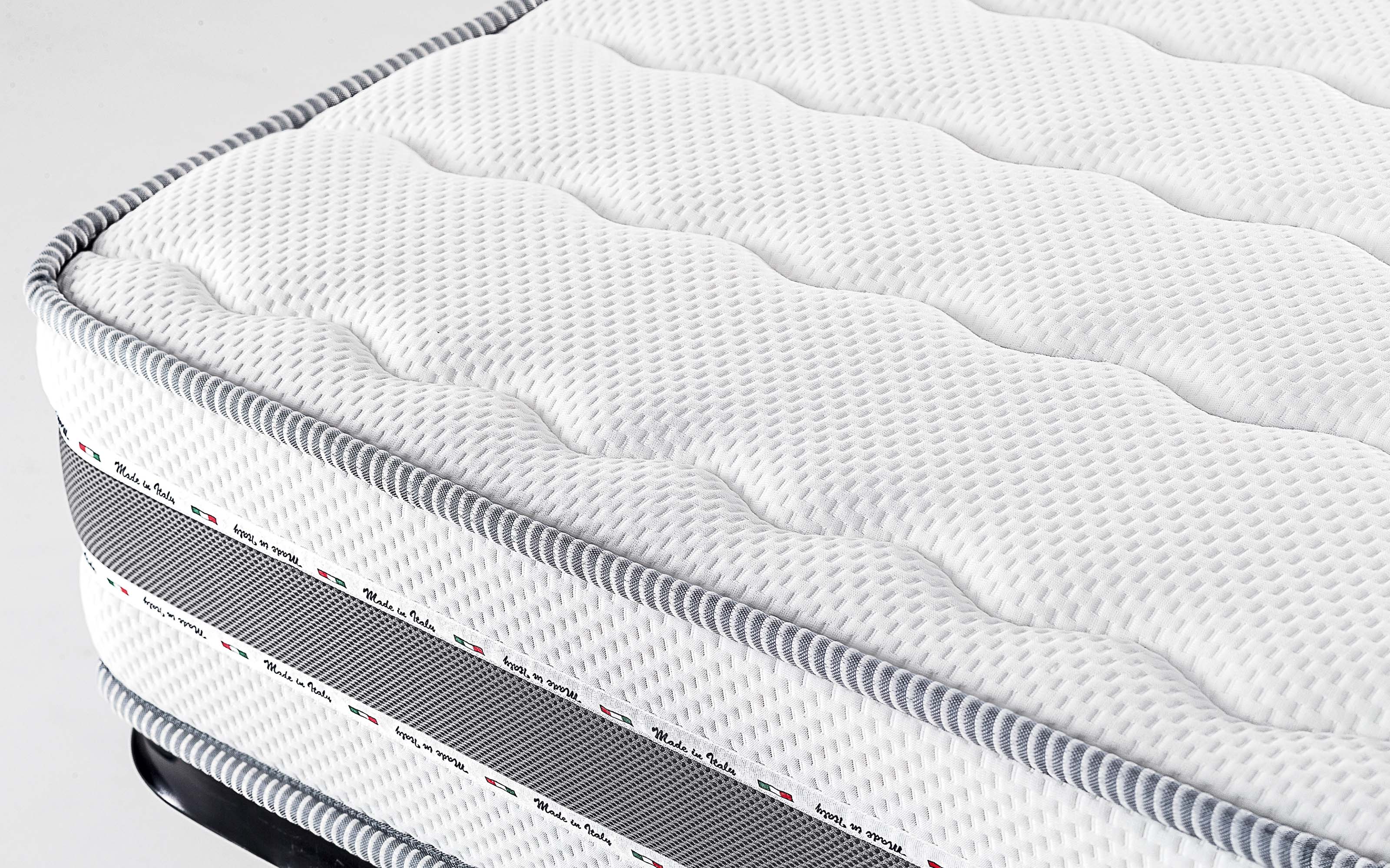 Materasso matrimoniale in memory sottovuoto matrimoniale: Silver