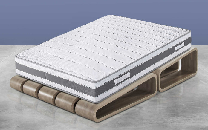 Revlis Tsaf - Matelas double en memory sous vide